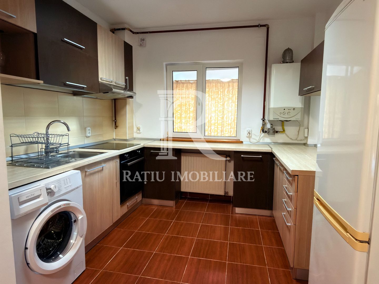 Casǎ P+E | Curte | Cartier Europa | Oradea - Poză 17