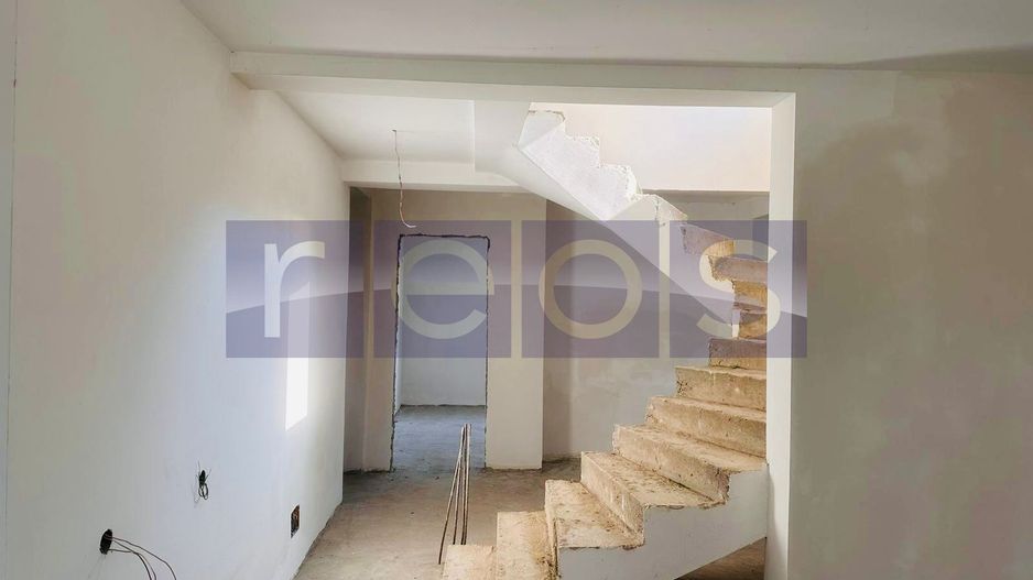 VILA DE VANZARE IN COMPLEX REZIDENTIAL | CREVEDIA | 4 CAMERE - Poză 10