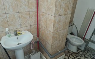 De vanzare spatiu comercial cu 4 camere, Port, 85.000 euro - Poză 5