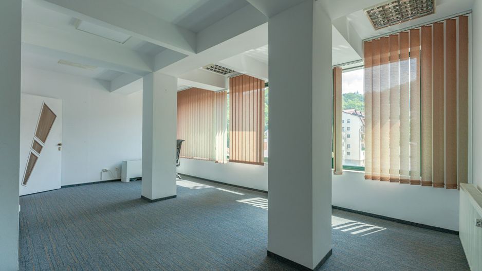 Spațiu de Birouri de Închiriat – 110 mp, Strada Nicolae Titulescu, Brașov - Poză 8