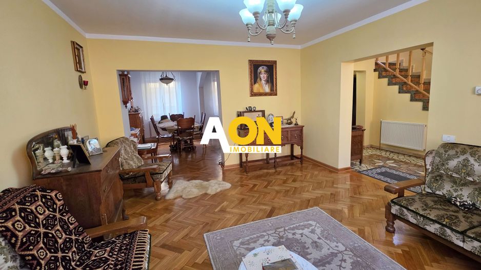Duplex mobilat, utilat, 4 camere, garaj, zona exclusivista, Cetate - Poză 5