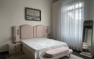 Proprietate Exclusivistă | Apartament la Casă | Ultracentral | Oradea - Poză 2
