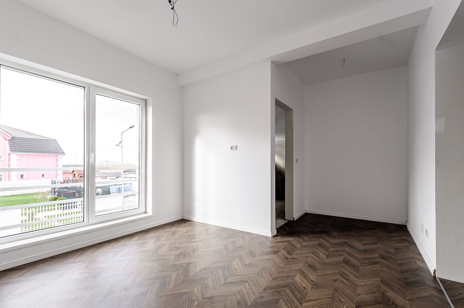 Casă nouă, în cartier Finberg Gai - Poză 7