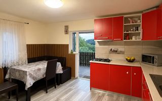 Casă modernă de vânzare în Poplaca – la 10 minute de Sibiu - Poză 4