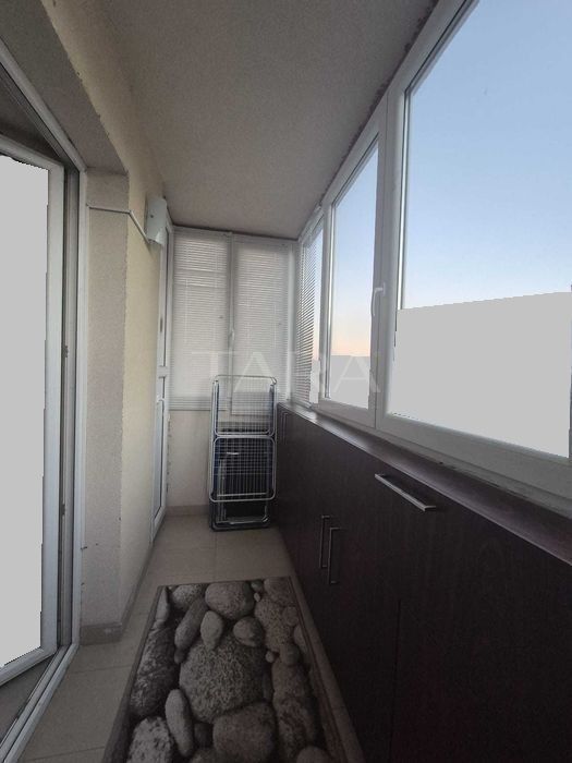 2 camere decomandate, 2 balcoane, parcare CF inclusă, Floresti. - Poză 7