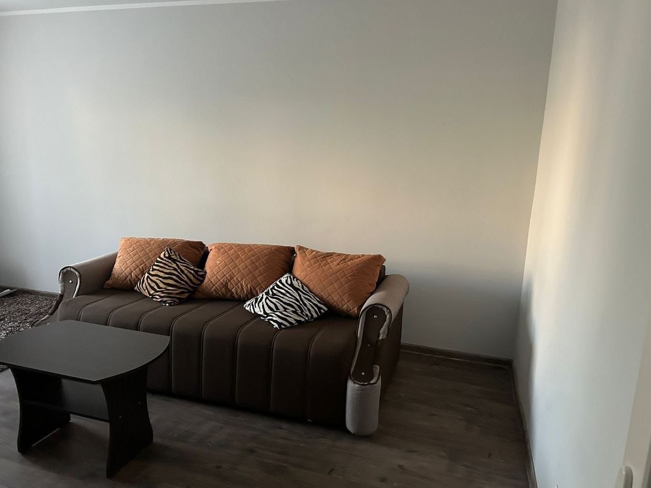 De inchiriat apartament cu 2 camere, General, etaj 1, 400 euro - Poză 3