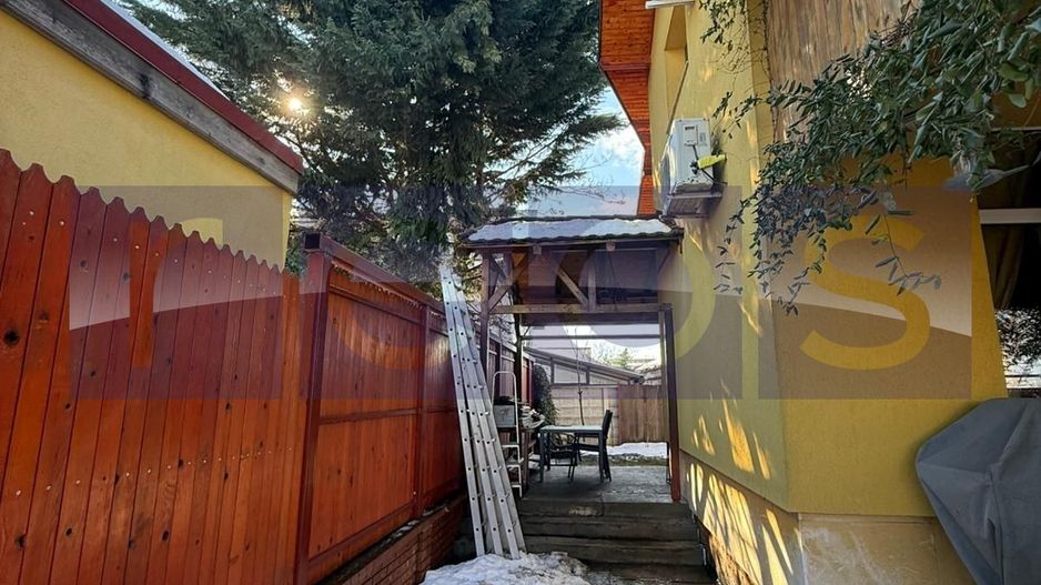 VANARE CASA | 150 MP LOCUIBILI | TEREN 400 MP | PANOURI FOTOVOLTAICE 8 KW | - Poză 5