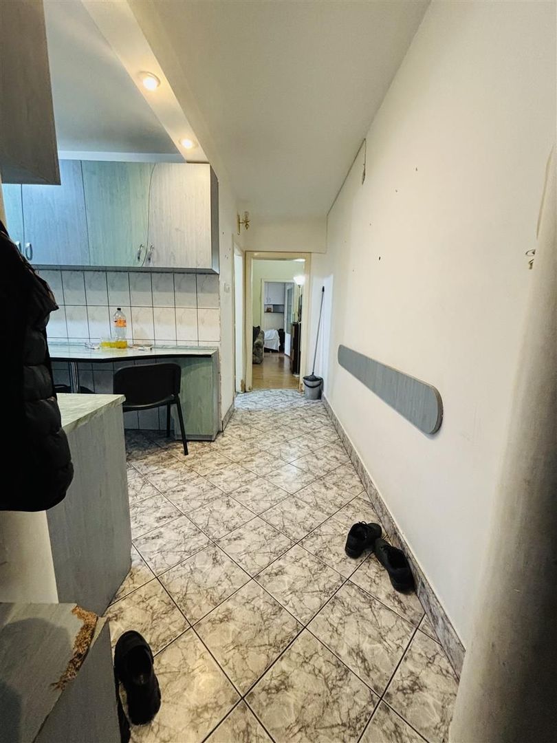 APARTAMENT CU 2 CAMERE SEMIDECOMANDAT ZONA ROGERIUS - Poză 5