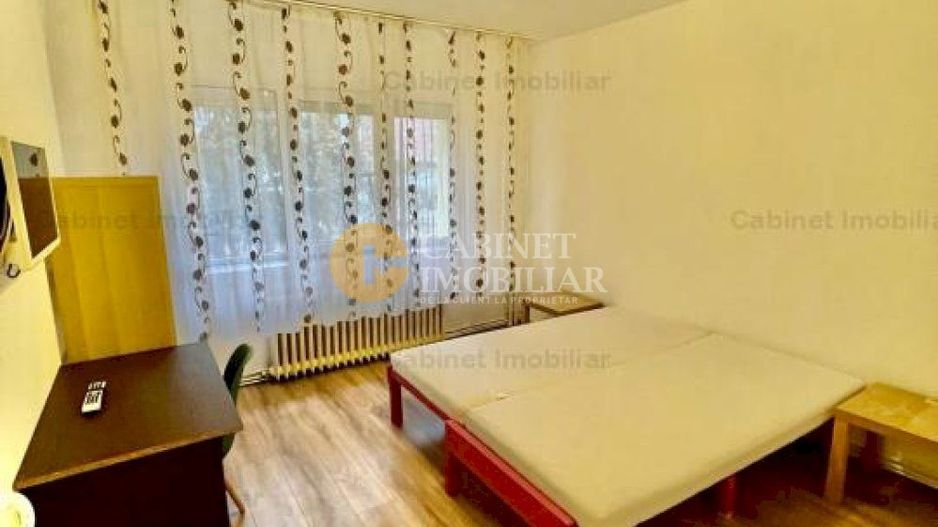 2 Camere Podu Ros la 3 Minute de Palas Mall Bloc Fara Risc - Poză 4