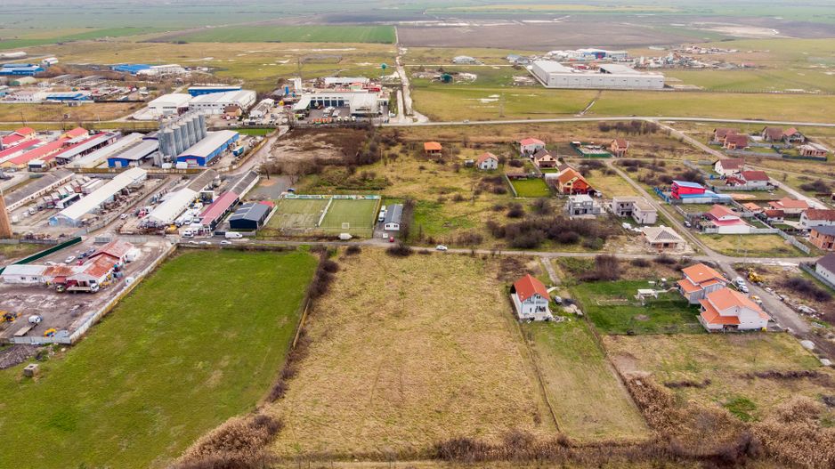 Teren de investiții cu PUZ industrial în Săcălaz - Poză 6