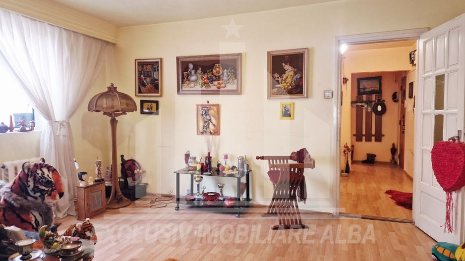 Apartament 3 camere | De vanzare | Etaj 1 | 67 mp | Cetate - Poză 1