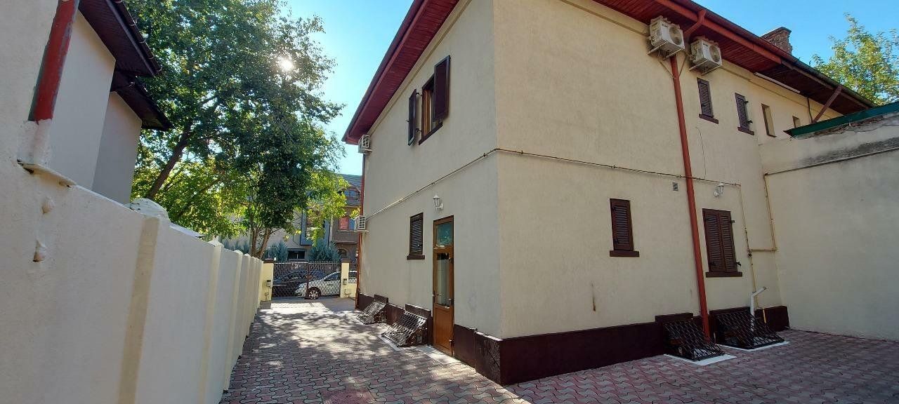 Vila de vanzare direct de la proprietar. - Poză 2