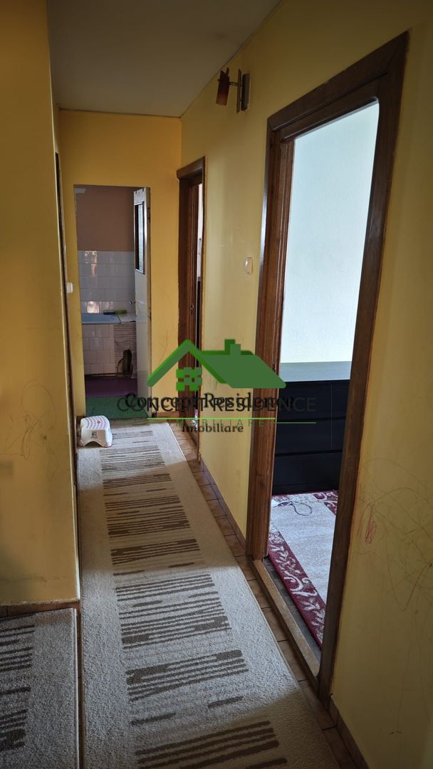 Vand apartament 4 camere, Republicii zona Liceul Sportiv - Poză 9