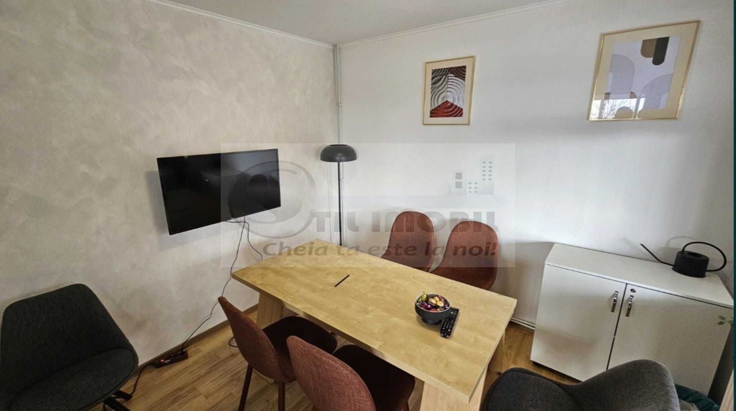 Casă de închiriat – 900 euro - Poză 2