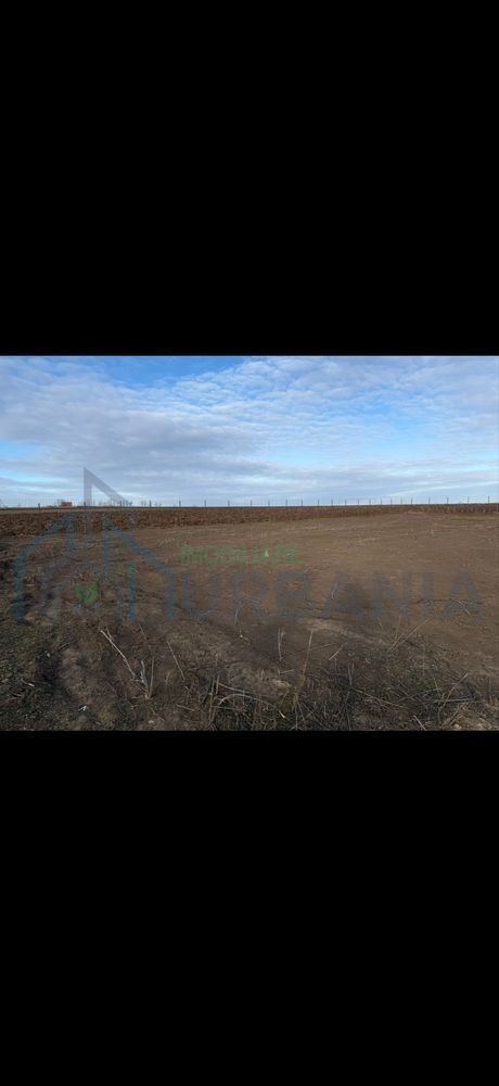 Teren intravilan 882 mp în Valea Lupului, zonă Platou Beldiman - Poză 2