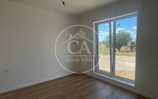 Casă de vânzare cu 4 camere în Santandrei , Bihor - Poză 8