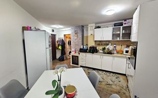 Apartament 2 camere, mobilat, utilat, et.3, Cetate, zona Stadion - OMV - Poză 2