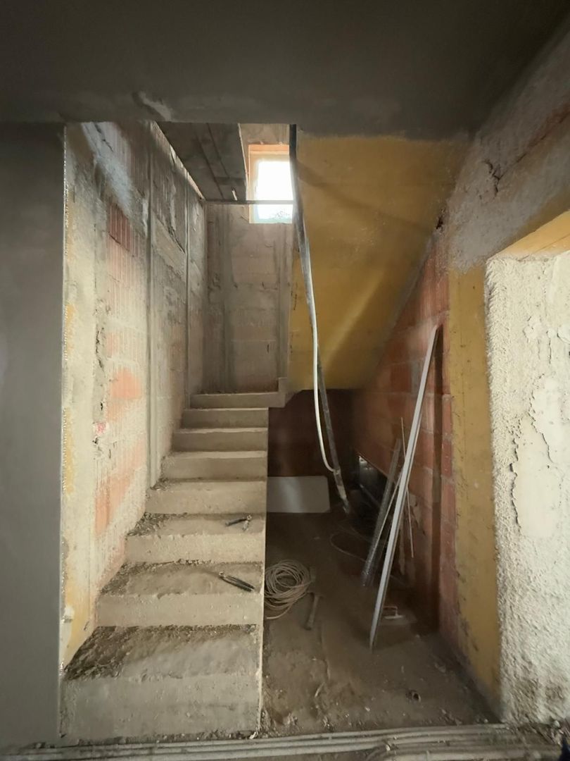 Casa individuala cu teren generos - Dumbravita - Poză 9