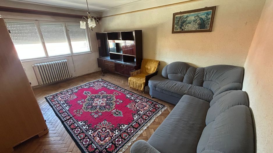 Apartament 2 camere, decomandat - Cugir - Poză 1