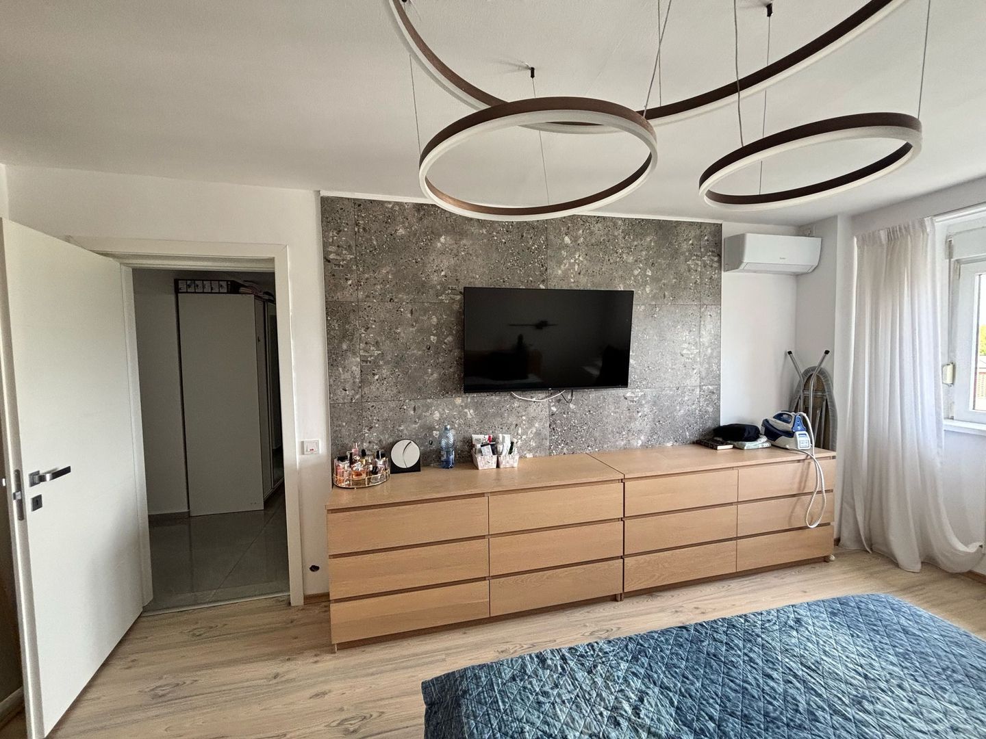 Apartament lux cu 3 camere si vedere panoramica la fantani I Bulevardu - Poză 12