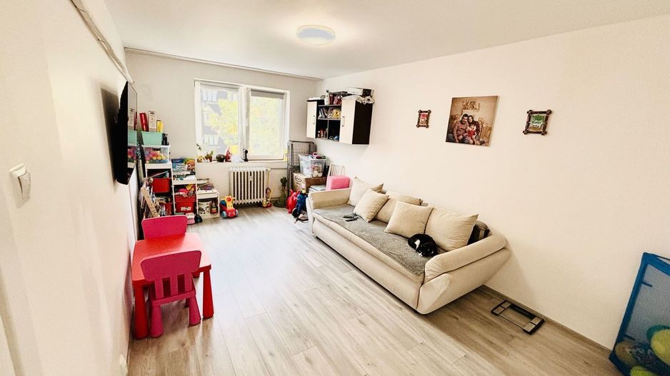 Apartament 3 camere zona Auchan Titan - 1 Decembrie 1918 - Poză 1