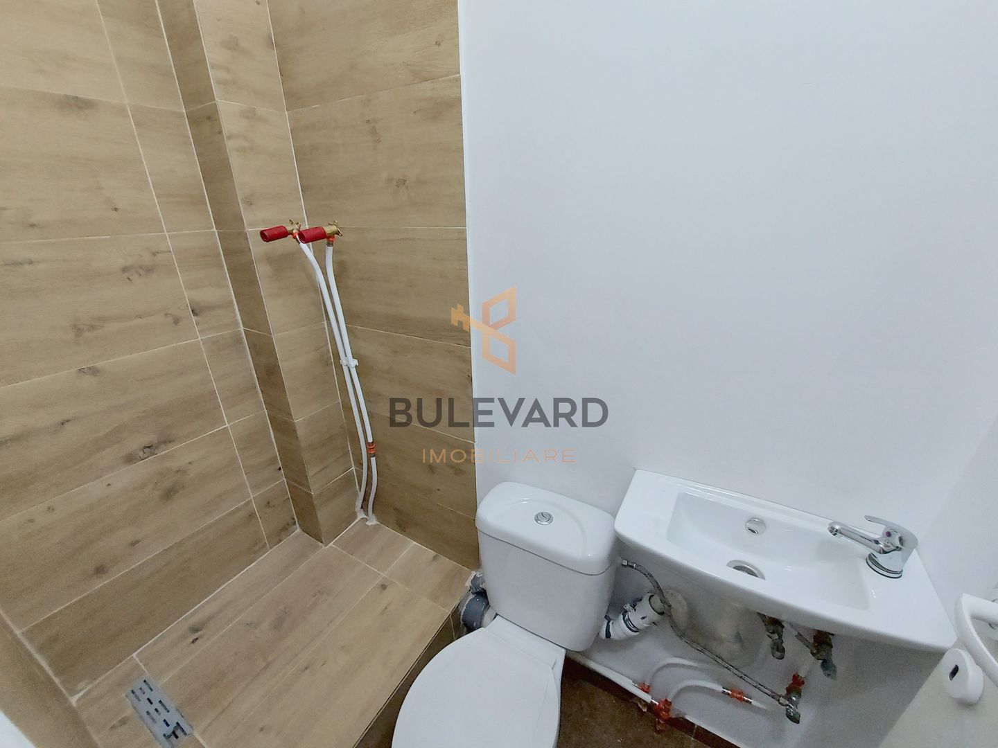 Spatiu  diferite servicii! - Poză 6