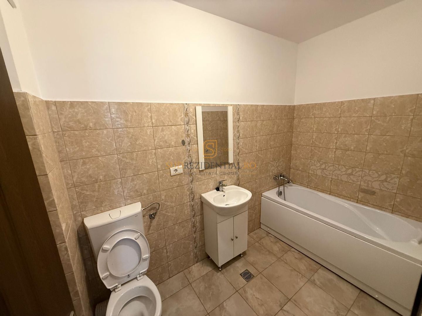 Garsoniera spatioasa, Drumul Jilavei, langa metrou Aparatorii Patriei - Poză 10