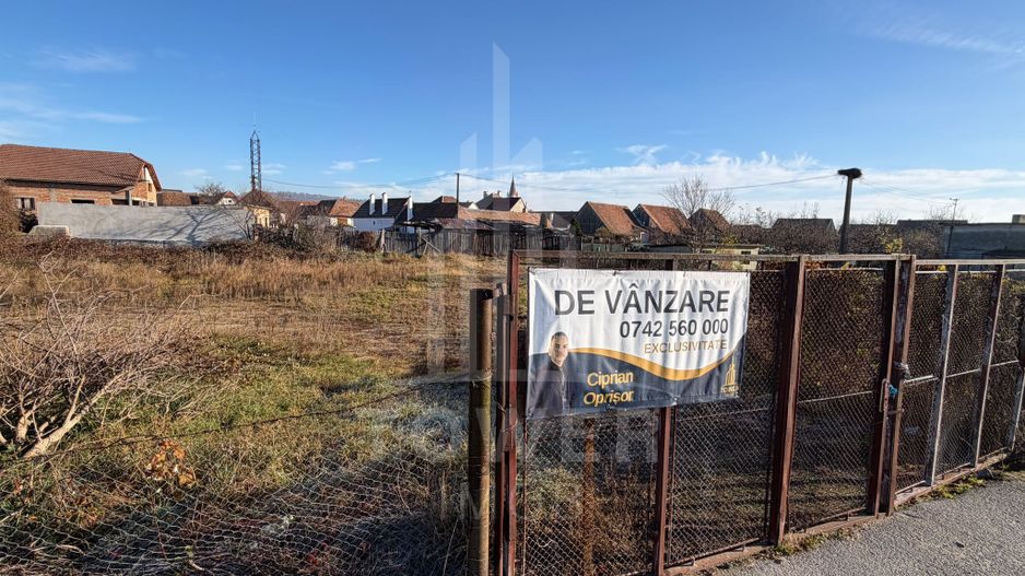 Oportunitate rară în Cristian, Sibiu – teren de 700 m² - Poză 1