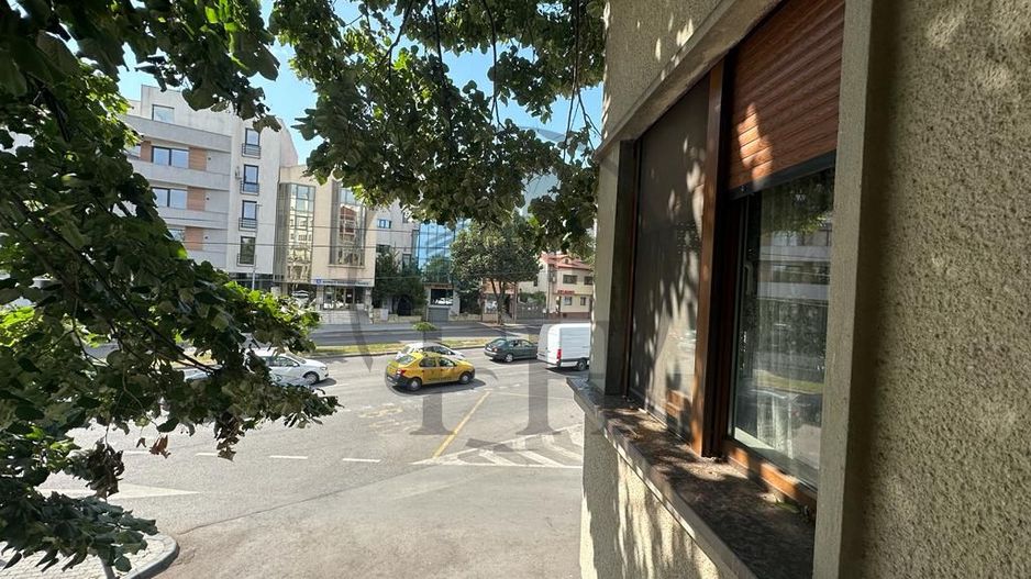 Apartament 3 camere de vanzare- B-dul Mamaia - Poză 10