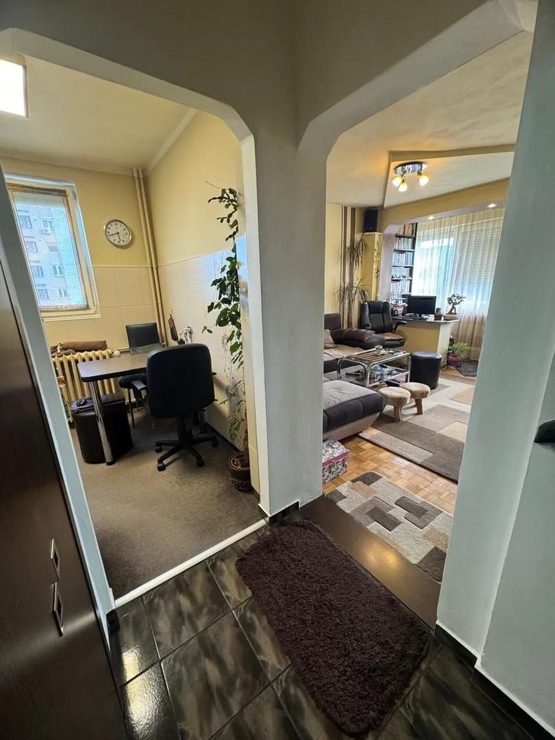 De vanzare apartament 2 Cam mobilat Romanilor Arad GARAJ, 5/10 - Poză 4