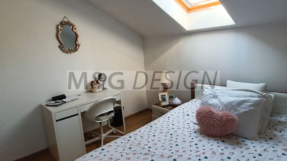 Casă individuală spațioasă cu garaj și curte generoasă – Ghiroda - Poză 24