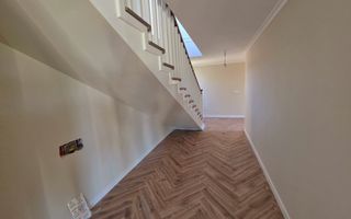 Casa premium la cheie, 4 camere, 1477 mp teren, Ciugud - Poză 10