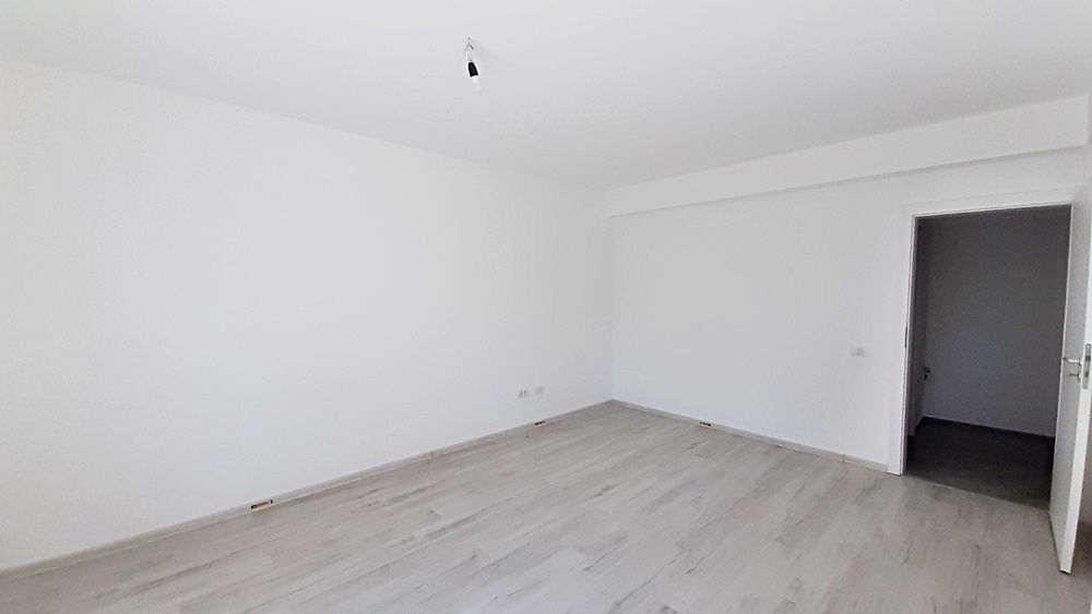 Zona Coresi, garsoniera de 42mp, etaj 1, finalizata, 69900 euro - Poză 5