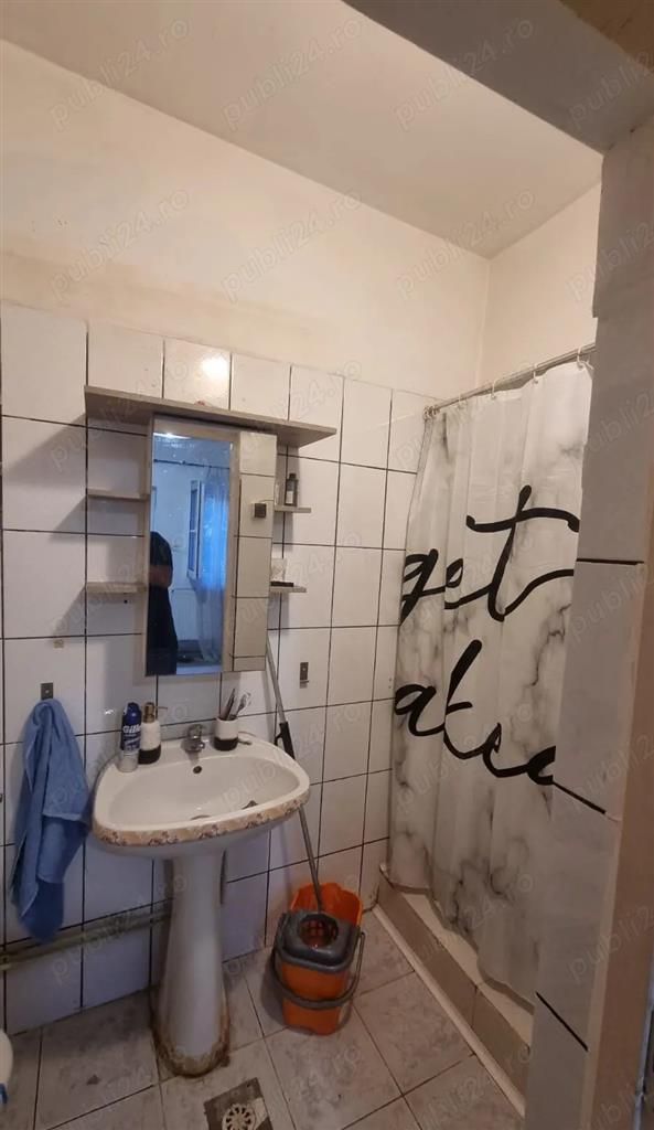 Apartament 1 camera curte comuna cu  centrala - Poză 7