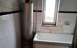 CASĂ SI TEREN BAIA DE FIER - Poză 14