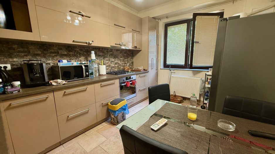 Vila 6 Camere de Vanzare I Mogosoaia - Poză 25