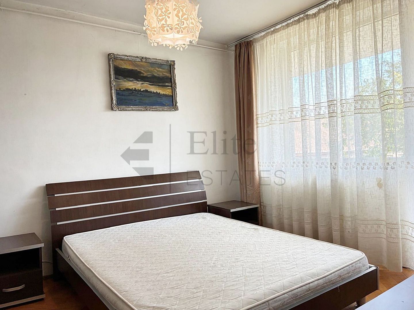 Apartament cu 4 camere de inchiriat Splaiul Crisanei, Oradea - Poză 8