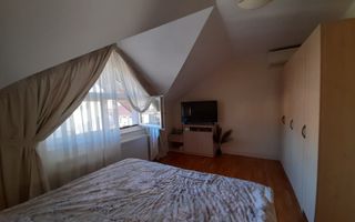 Casa cu 3 dormitoare, centrala gaz, in Cartierul Grigorescu, Oradea - Poză 10