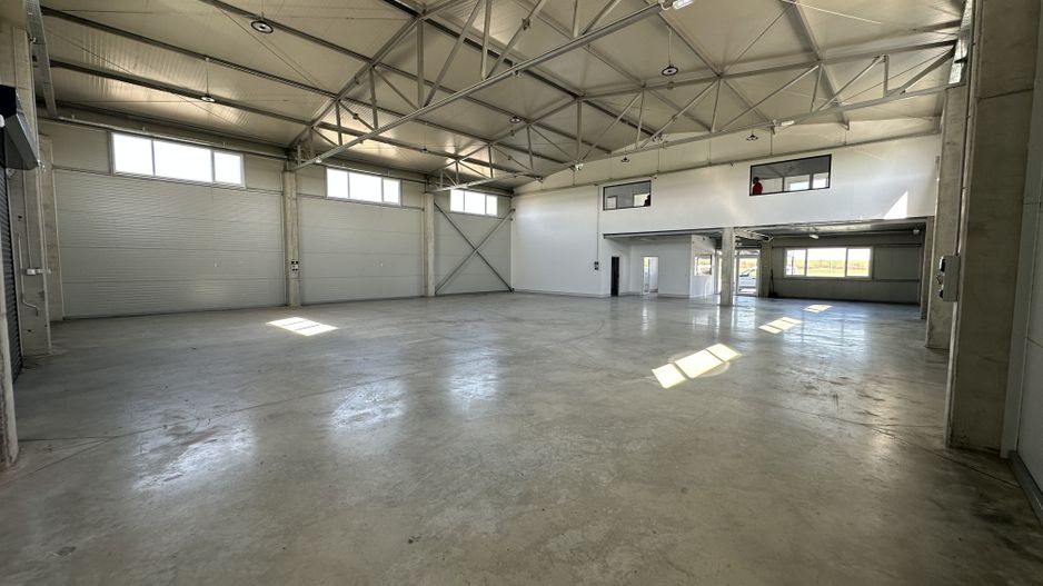 Hala depozitare cu birouri zona de N - Poză 14