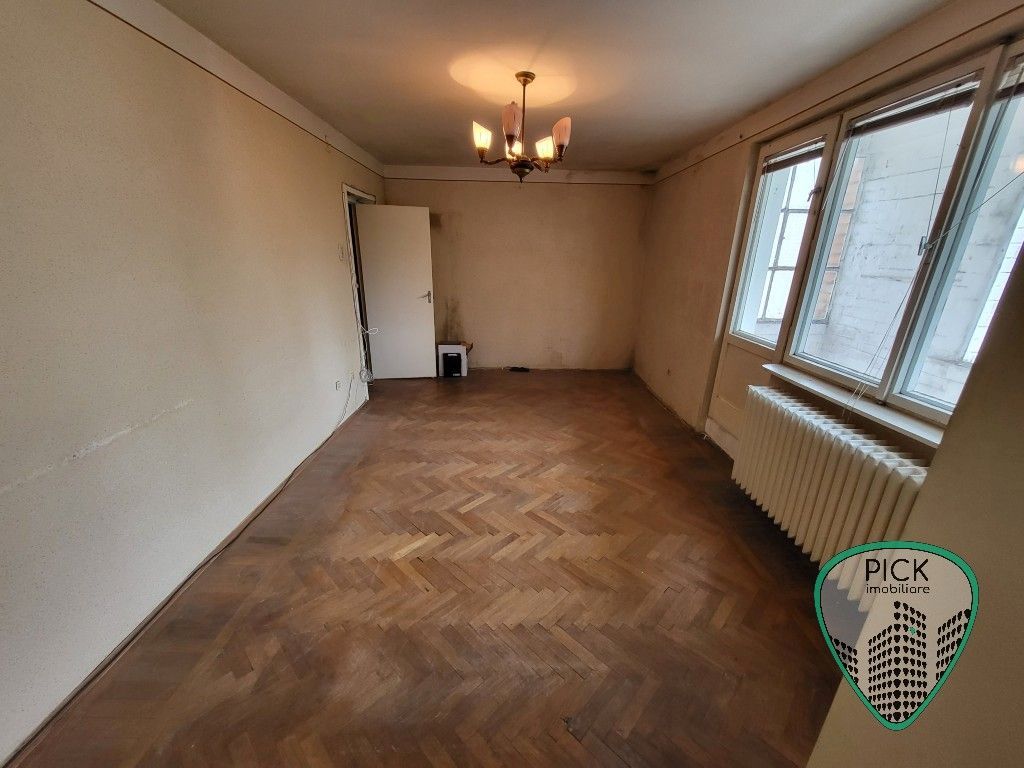 P 1157 - Apartament cu 3 camere în Târgu Mureș, Dâmbu Pietros, Piata de zi - Poză 2