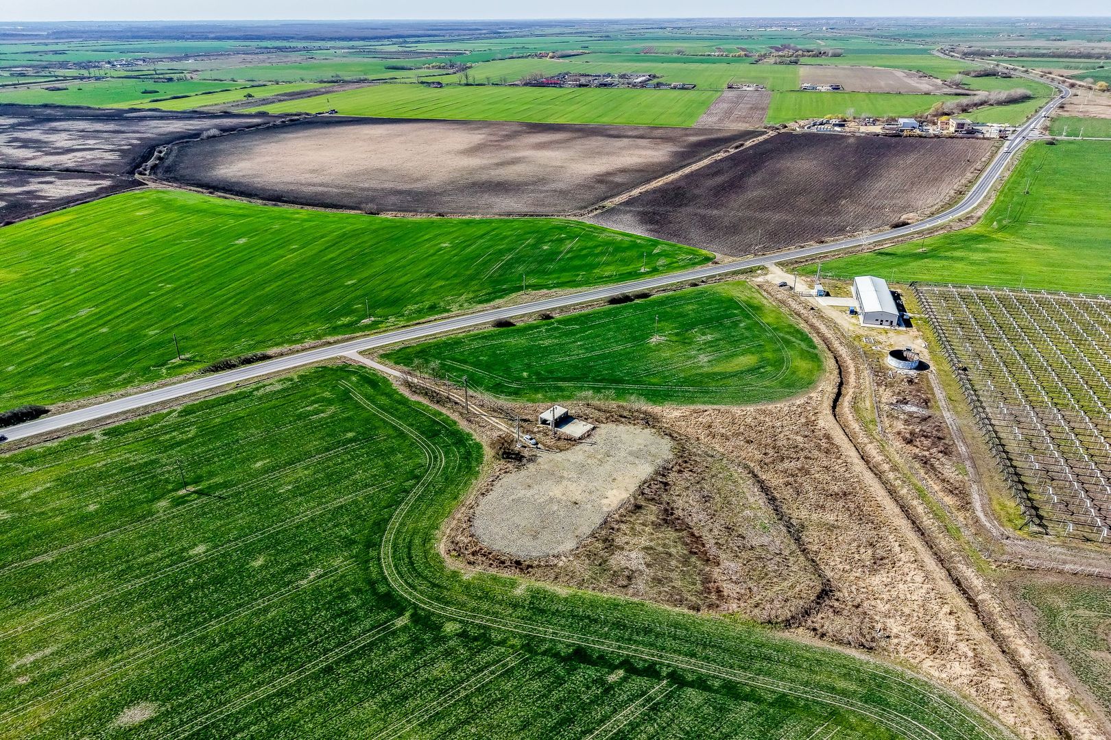 🌟 Oportunitate Investiție! Teren Intravilan zona service DAF vest 🌟 - Poză 1