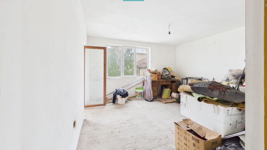 Vilă cu 8 camere în Săcălaz, Central - Poză 14