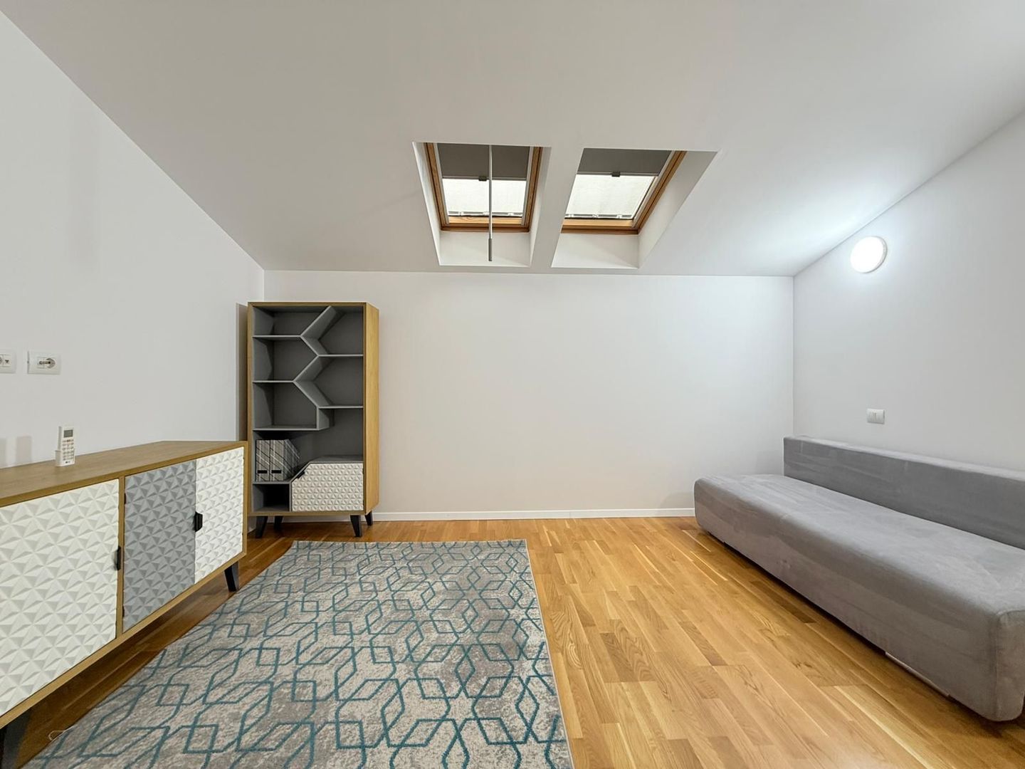 VILA 5 CAMERE,  2 LOCURI DE PARCARE -NEW POINT VILLAGE - Poză 18