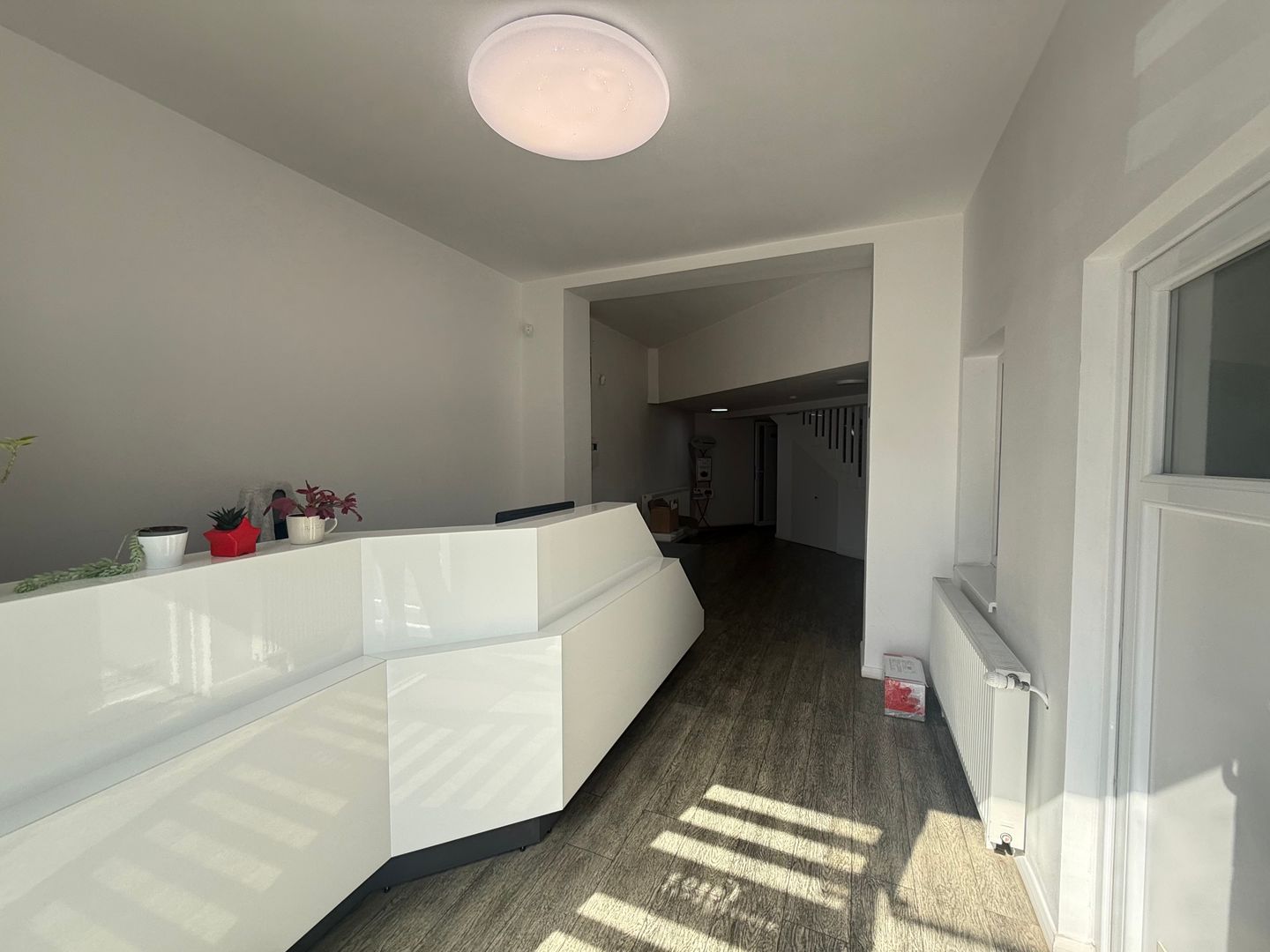 Spatiu comercial/ de inchiriat /Intre Lacuri - Poză 4