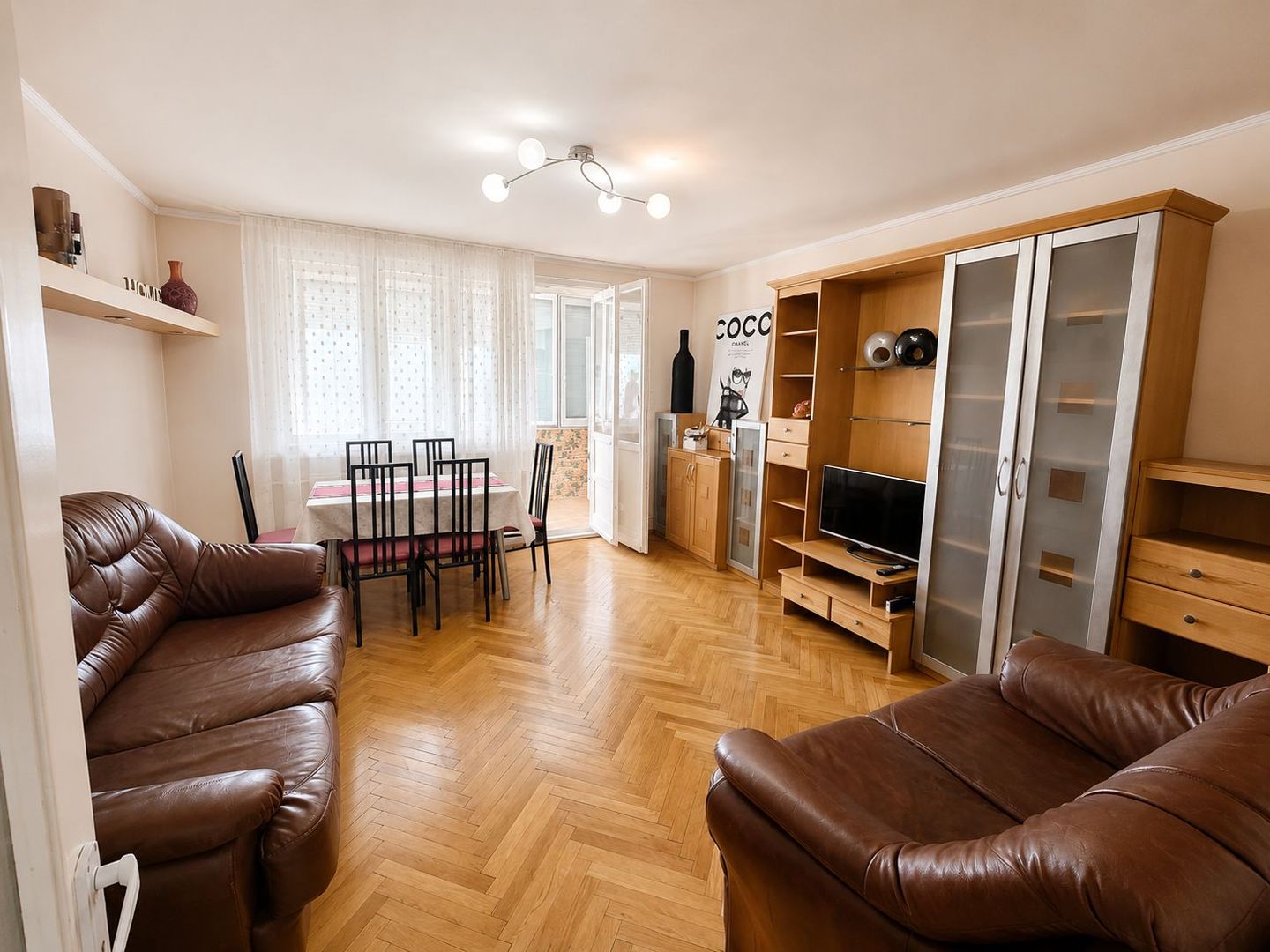 📍 De închiriat — apartament modern pe B-dul Closca , Satu Mare 🏡 - Poză 6