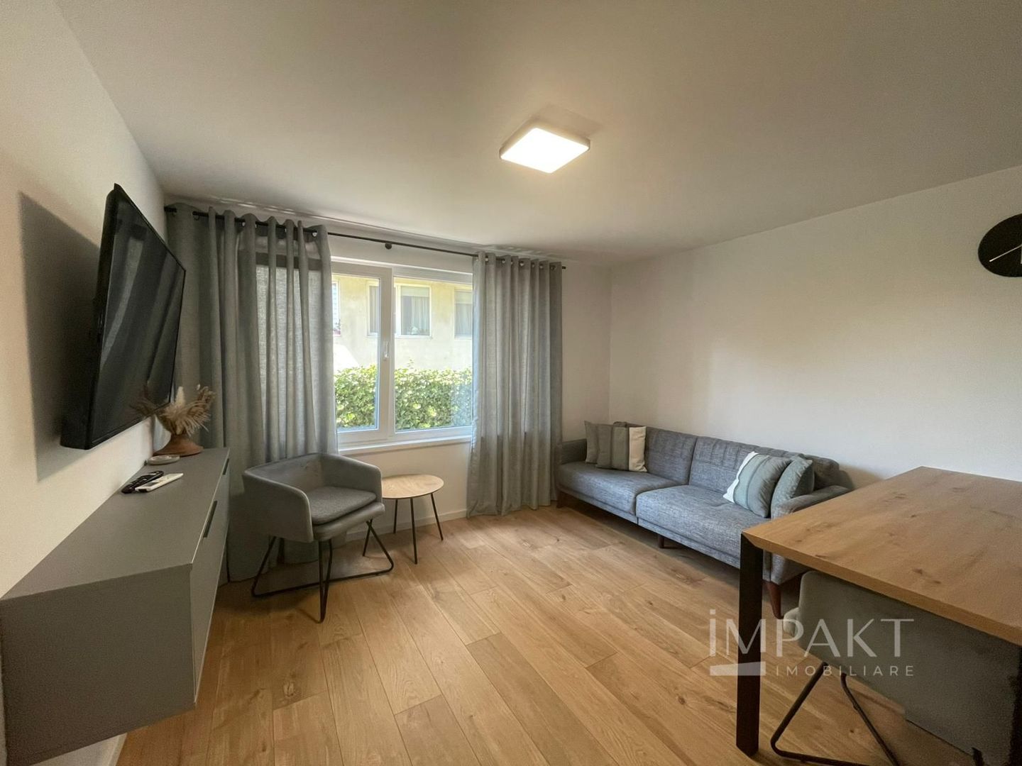 Apartament cu 2 camere in Buna Ziua - Poză 2