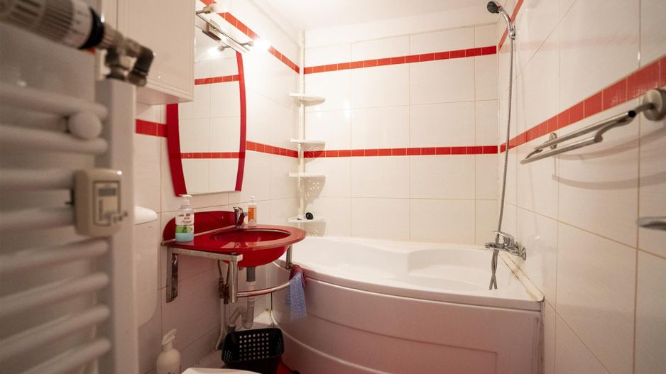 Apartament 4 camere 2 bai etaj 1 Iosia - Poză 8
