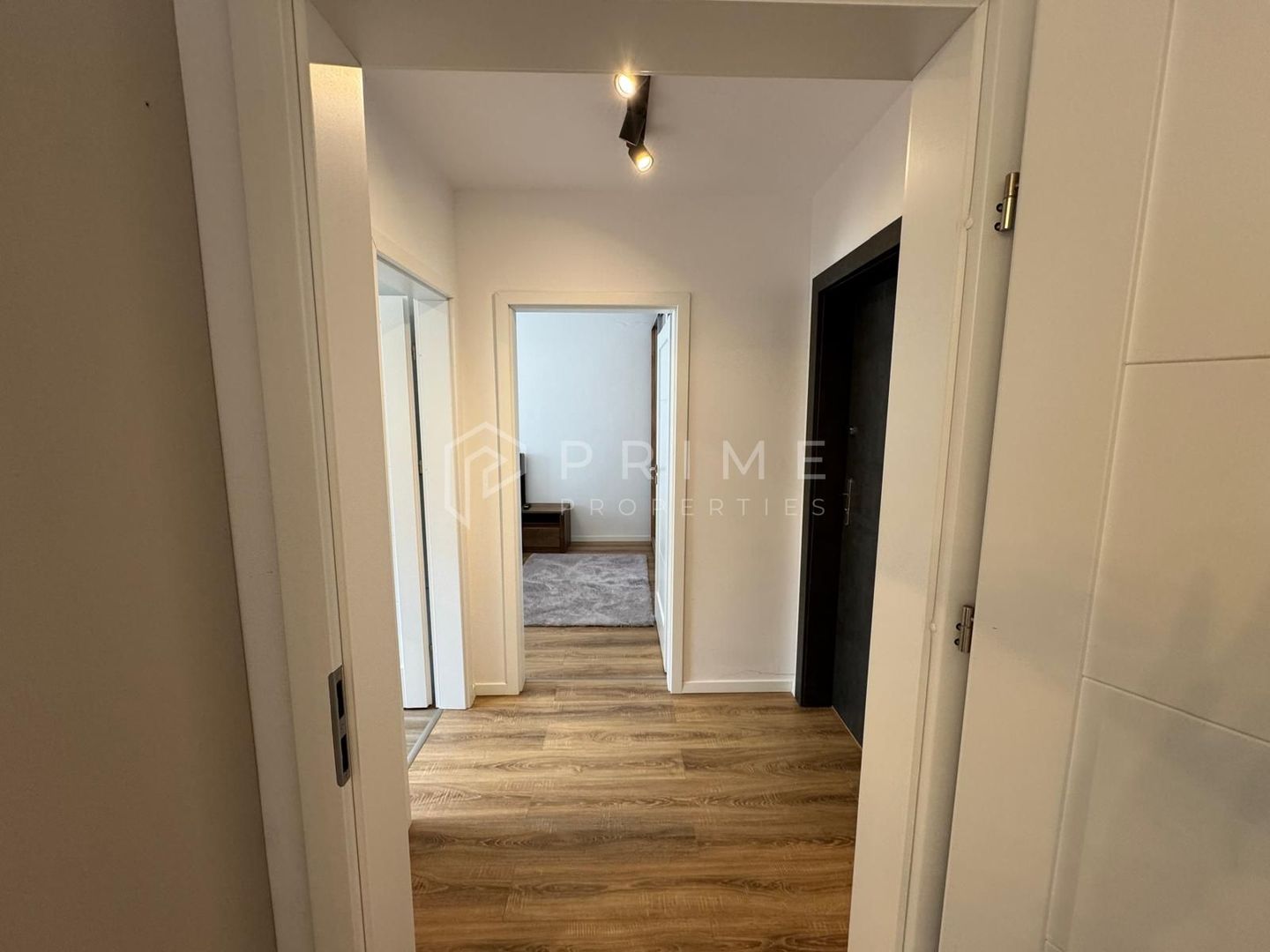 Apartament de inchiriat 2 camere Crinului Residence -parcare subterana - Poză 5