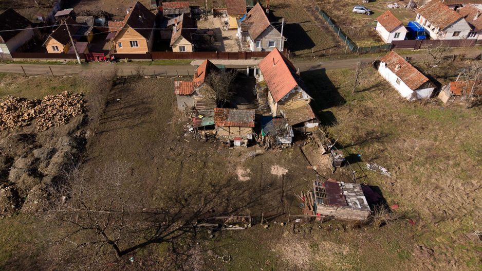 Casă cu teren de 284mp in Șoimoș - Poză 23