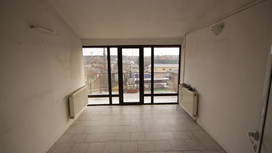 Imobil destinatie birouri + depozit - Poză 49